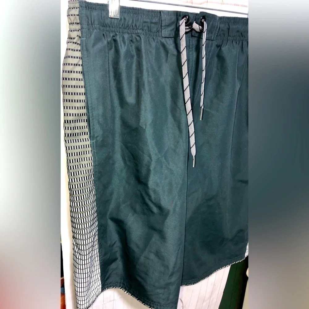 🚦Nike Continuum Splice Volley Swim Trunks